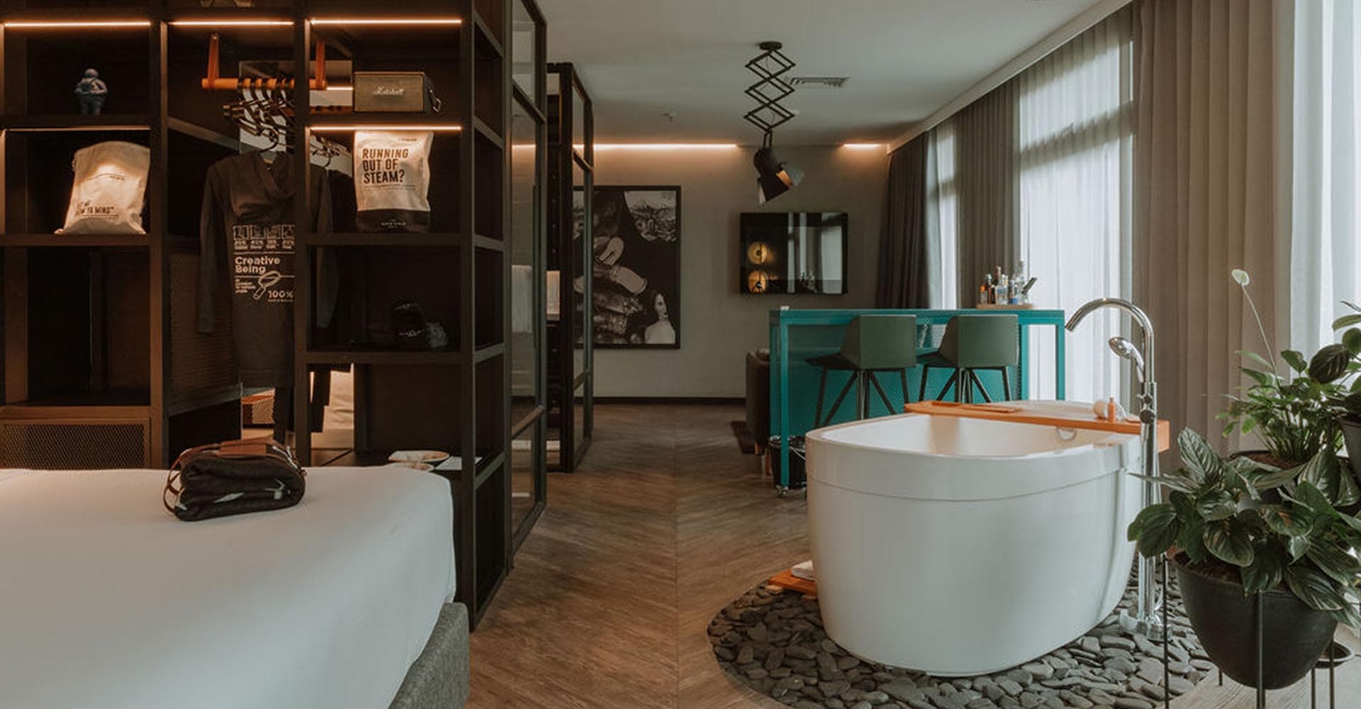 Hotel 7